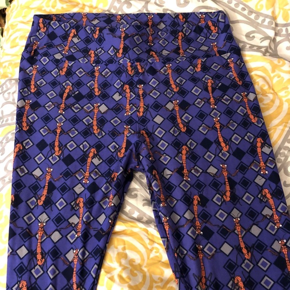 LuLaRoe Pants - ♦️SALE!♦️ Disney Pinocchio Jiminy Cricket Leggings TC PLus Size 2X
